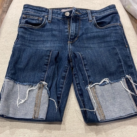 Joe’s Jeans Cuffed Crop Sz 25 denim jeans frayed bottom. Excellent condition. - Picture 7 of 7